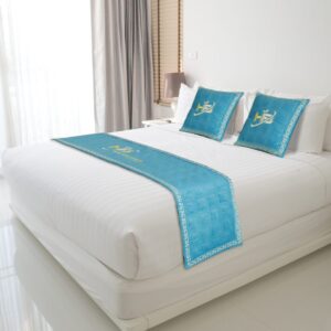 Bộ Chăn Ga Gối Khách Sạn 3 Sao – Vải CVC 2 Phòng khách sạn với linen sáng màu, phù hợp khi chọn cotton 100% cho vận hành gọn