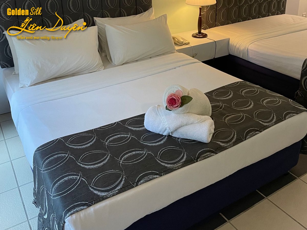 Bộ Chăn Ga Gối Khách Sạn 2 Sao – Vải CVC - GoldenSilk - ảnh 3 Bộ Chăn Ga Gối Khách Sạn 2 Sao – Vải CVC - GoldenSilk - ảnh 3