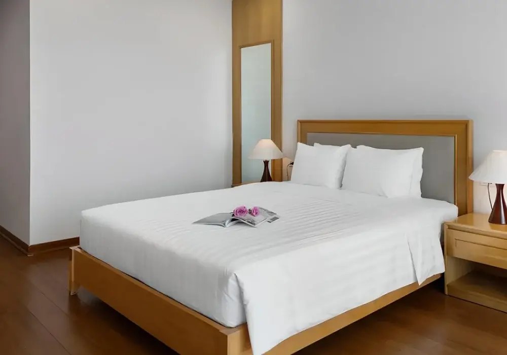 Bộ Chăn Ga Gối Khách Sạn T250 Kẻ Sọc 4 Bộ Chăn Ga Gối Khách Sạn T250 Kẻ Sọc - GoldenSilk - hình chi tiết 1