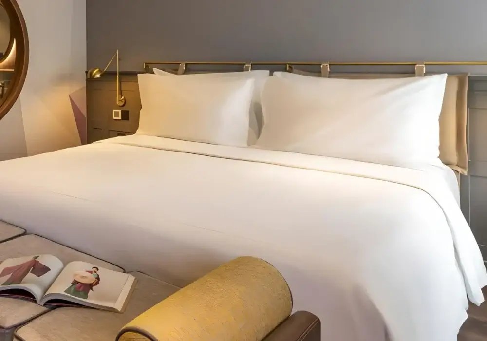 Bộ Chăn Ga Gối Khách Sạn T250 Trắng Trơn 6 Bộ Chăn Ga Gối Khách Sạn T250 Trắng Trơn - GoldenSilk - hình chi tiết 3