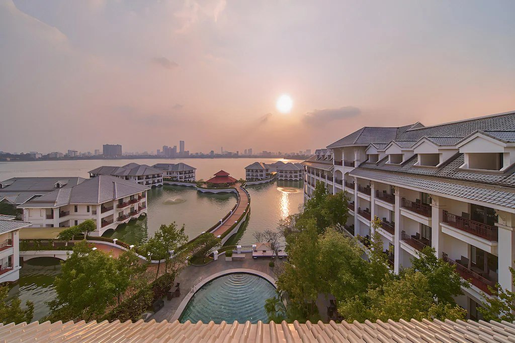 Chăn Ga Gối Đệm Khách Sạn Cao Cấp 14 Resort / Villa - GoldenSilk