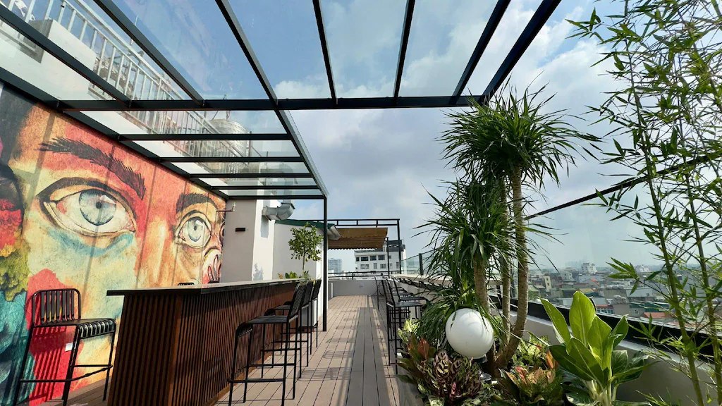 Khách sạn boutique – Rooftop bar Hà Nội - dự án GoldenSilk