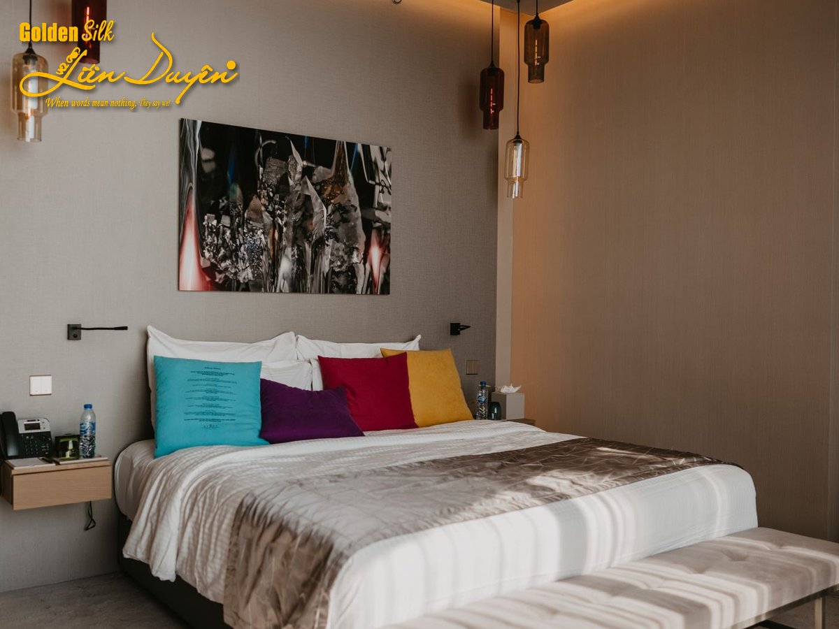 Gối Trang Trí Khách Sạn Đẹp, Đa Dạng Mẫu Mã - GoldenSilk - ảnh 2 Gối Trang Trí Khách Sạn Đẹp, Đa Dạng Mẫu Mã - GoldenSilk - ảnh 2