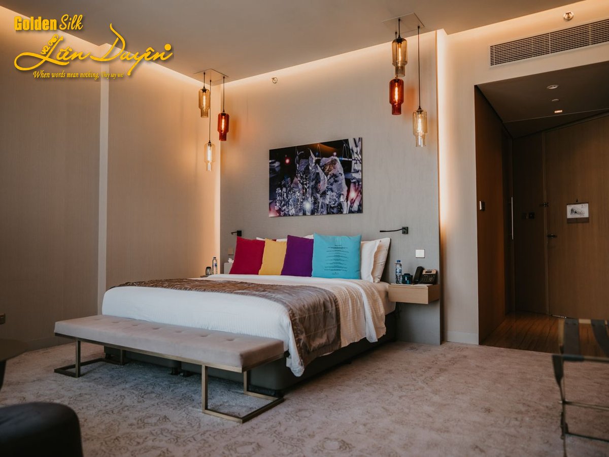 Gối Trang Trí Khách Sạn Đẹp, Đa Dạng Mẫu Mã - GoldenSilk - ảnh 3 Gối Trang Trí Khách Sạn Đẹp, Đa Dạng Mẫu Mã - GoldenSilk - ảnh 3