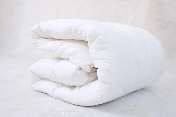 Ruột chăn khách sạn - GoldenSilk - hình chi tiết 2