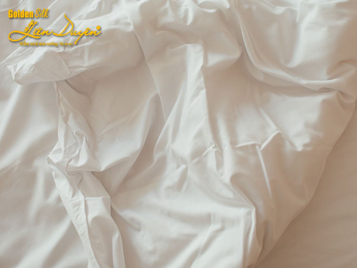 Ruột chăn microfiber lông vũ nhân tạo của GoldenSilk