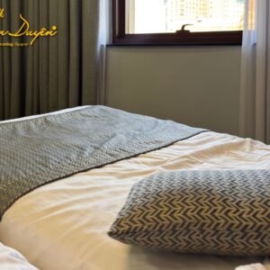 Tấm Trang Trí Giường Khách Sạn Đẹp, Sang Trọng [Hỗ trợ thêu logo] - GoldenSilk - ảnh 2